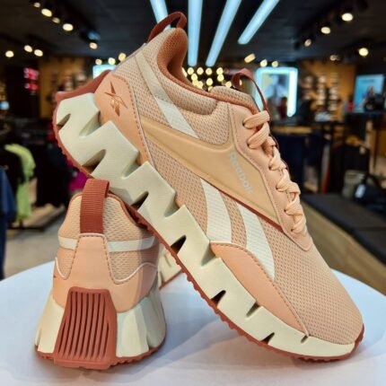 Image de Reebok Zig Dynamic STR Femme 100205506 - Original Algérie SPORTIFY.DZ