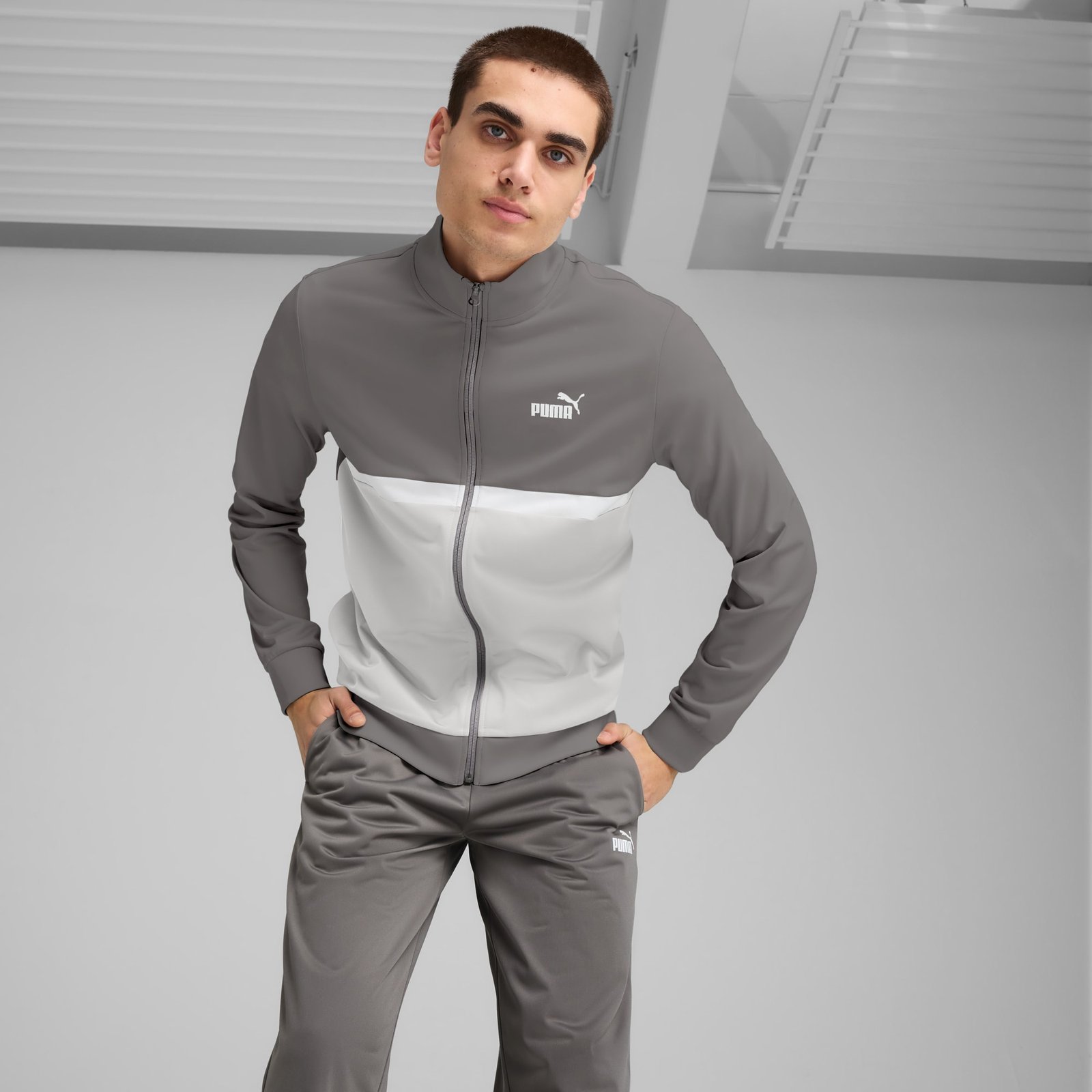 Ensemble de survêtement Puma Poly Colorblock - Original Algérie DZ Image de Ensemble de survêtement Puma Poly Colorblock - Original Algérie SPORTIFY.DZ